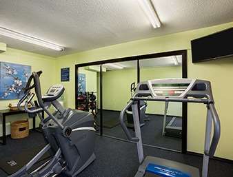 Clarion Pointe Hotel 3*