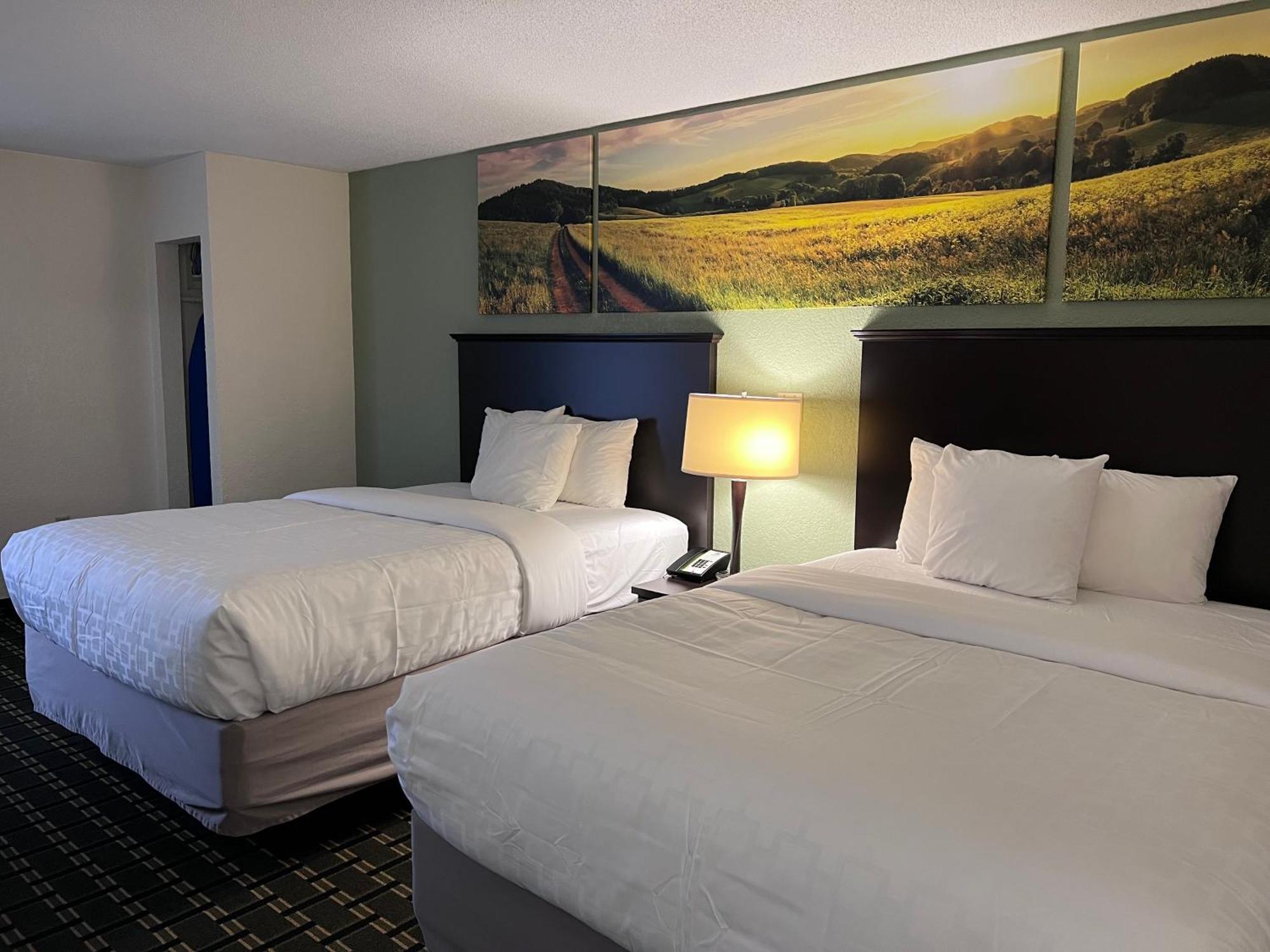 Clarion Pointe Hotel Jasper
